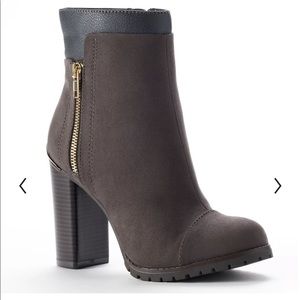 Grey suede heeled ankle boot. Juicy couture.